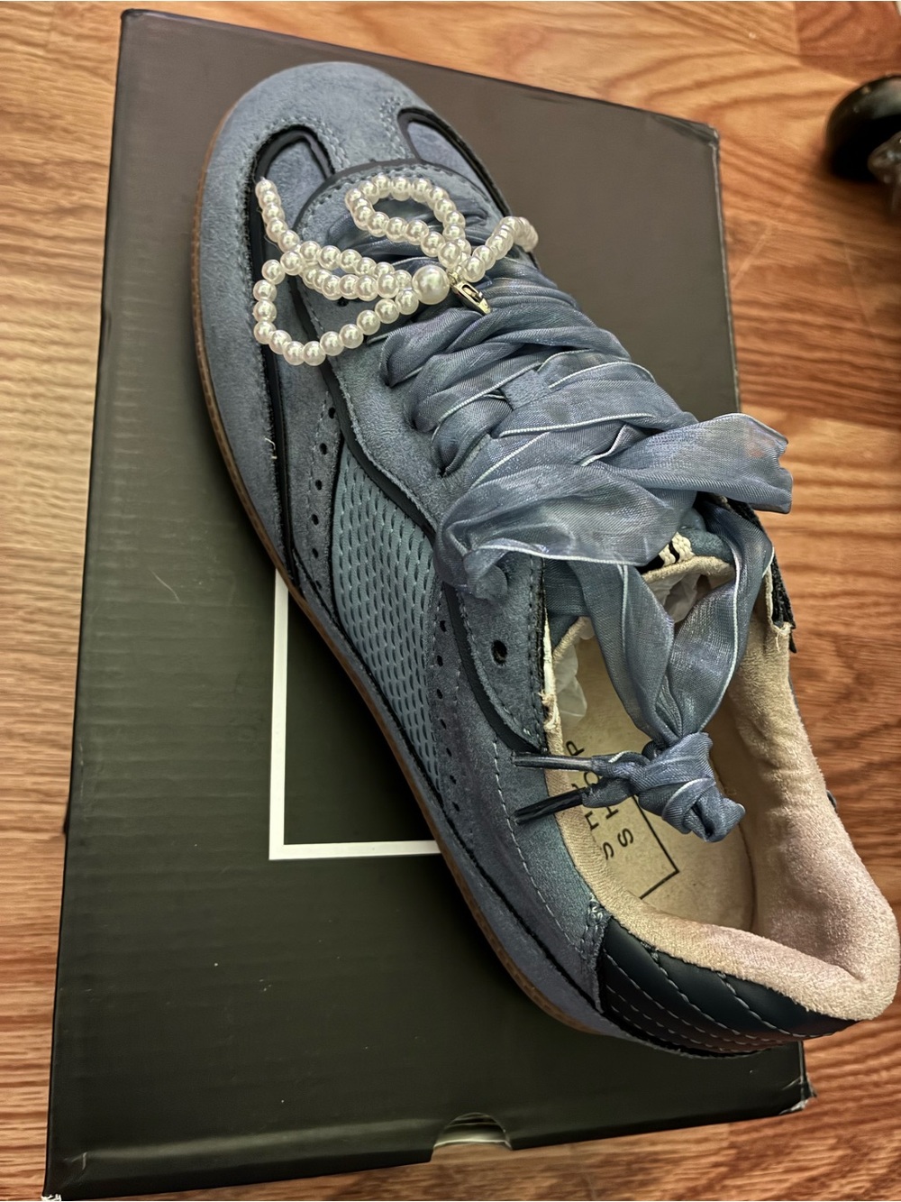 NIB ShuShop Sophie sneakers